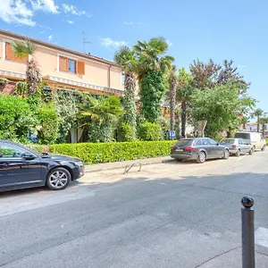 3* Couette-café Boutique Santa Maria